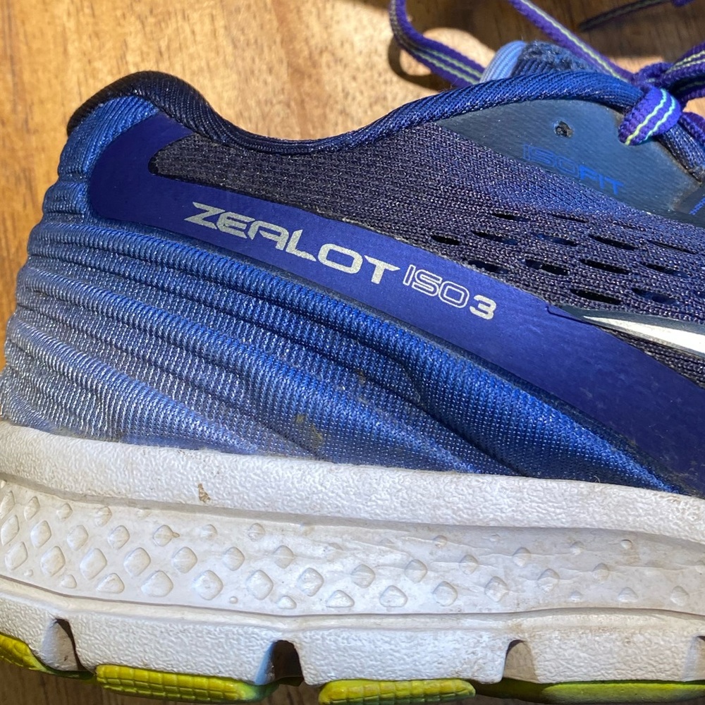 Saucony Zealot Iso 3 Running Shoes View 5